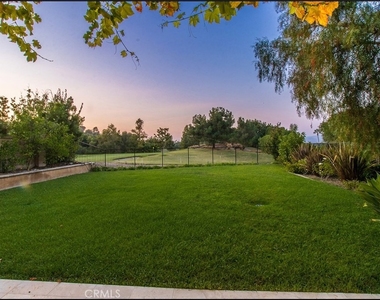 47 Santa Barbara - Photo Thumbnail 35