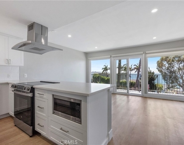 2607 Solana - Photo Thumbnail 2