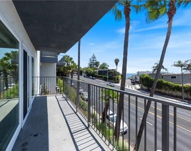 2607 Solana - Photo Thumbnail 24