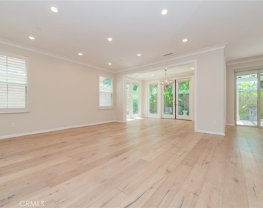 105 Doverwood - Photo Thumbnail 1