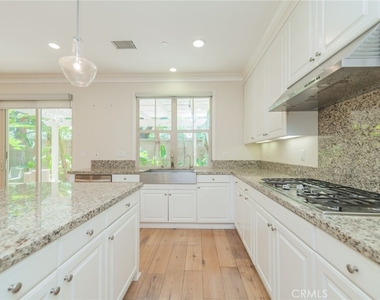 105 Doverwood - Photo Thumbnail 5