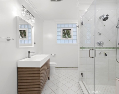 273 Cecil Place - Photo Thumbnail 7