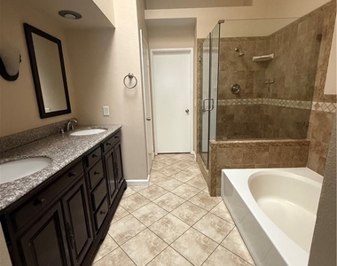 964 N Turner Ave Apt 82 Avenue N - Photo Thumbnail 8