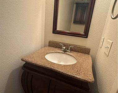 964 N Turner Ave Apt 82 Avenue N - Photo Thumbnail 9