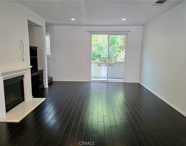 6372 Tivoli Lane - Photo Thumbnail 7