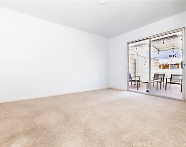 1434 Highland Avenue - Photo Thumbnail 9