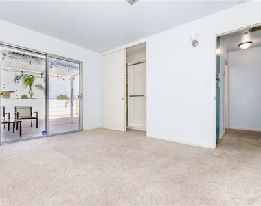 1434 Highland Avenue - Photo Thumbnail 10