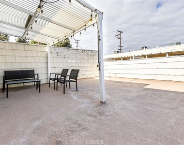 1434 Highland Avenue - Photo Thumbnail 12