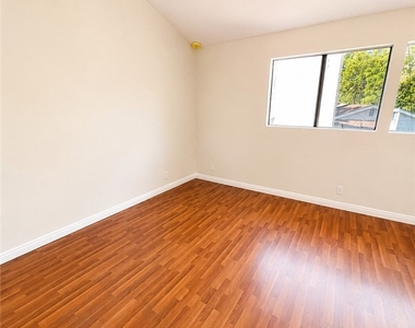 3828 Sycamore Street - Photo Thumbnail 14