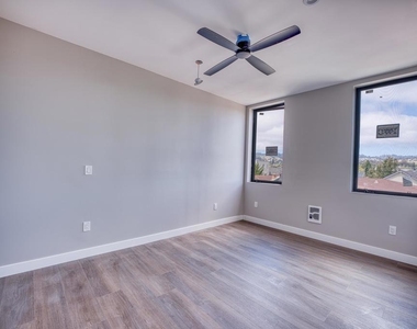 4202 Telegraph Ave - Photo Thumbnail 28