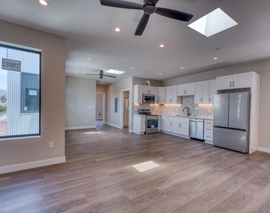 4202 Telegraph Ave - Photo Thumbnail 3