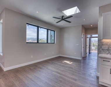 4202 Telegraph Ave - Photo Thumbnail 8