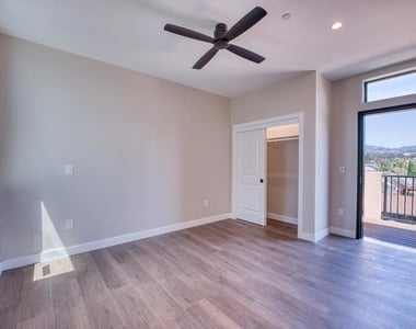 4202 Telegraph Ave - Photo Thumbnail 11