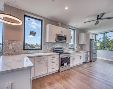 4202 Telegraph Ave - Photo Thumbnail 6