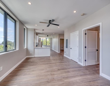 4202 Telegraph Ave - Photo Thumbnail 2