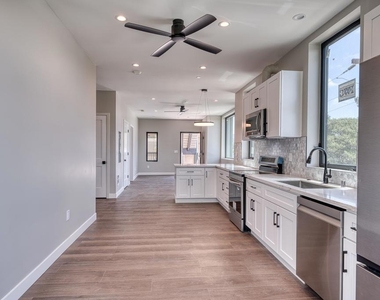 4202 Telegraph Ave - Photo Thumbnail 9