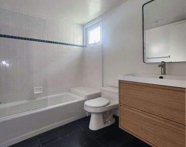 807 21st Street - Photo Thumbnail 15