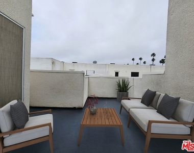 807 21st Street - Photo Thumbnail 20