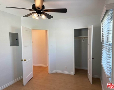 4125 1/2 W Toluca Lake Avenue - Photo Thumbnail 27