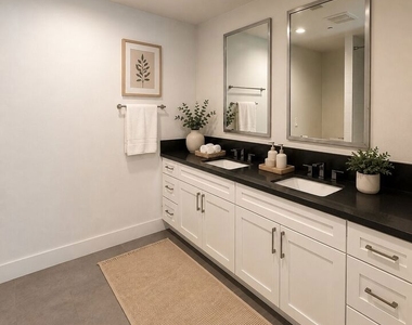 1101 S Harvard Boulevard - Photo Thumbnail 11