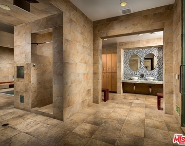 1040 Glendon Avenue - Photo Thumbnail 20