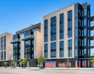 10700 Tabor Street - Photo Thumbnail 24