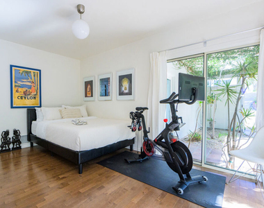 241 Rees Street - Photo Thumbnail 40