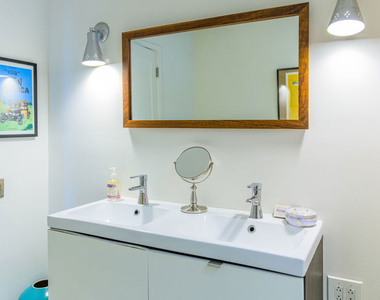 241 Rees Street - Photo Thumbnail 30