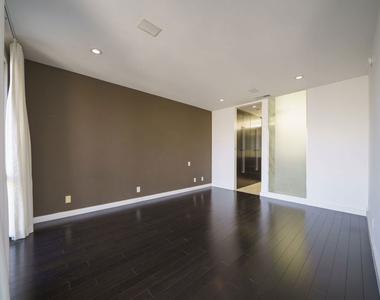 800 W 1st Street - Photo Thumbnail 10