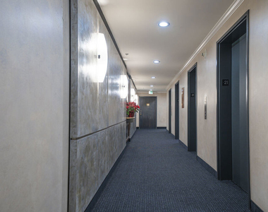 800 W 1st Street - Photo Thumbnail 21