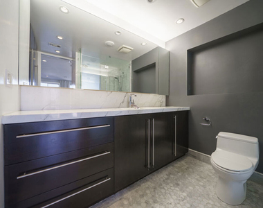 800 W 1st Street - Photo Thumbnail 17