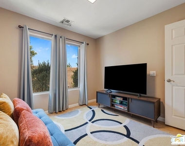 67365 Desert View Avenue - Photo Thumbnail 31