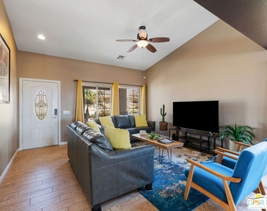 67365 Desert View Avenue - Photo Thumbnail 8