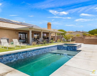 67365 Desert View Avenue - Photo Thumbnail 42