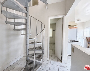 1188 W 37th Drive - Photo Thumbnail 7