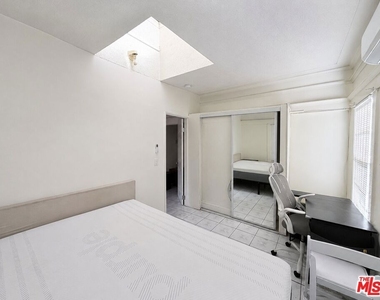 1188 W 37th Drive - Photo Thumbnail 8
