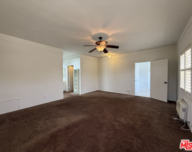 1249 S Tremaine Avenue - Photo Thumbnail 26