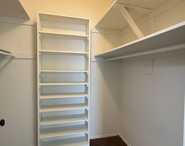 1249 S Tremaine Avenue - Photo Thumbnail 29