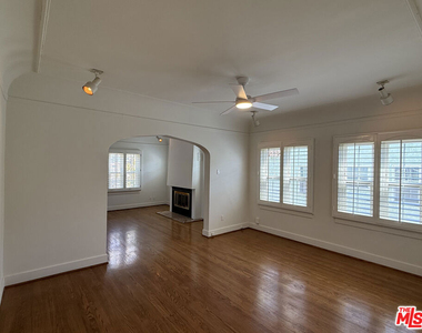 1249 S Tremaine Avenue - Photo Thumbnail 11