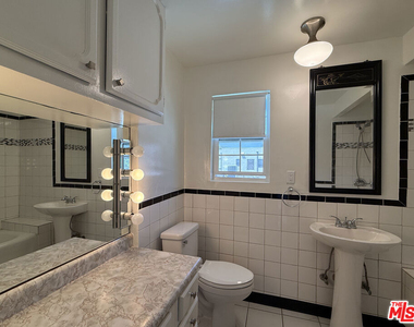 1249 S Tremaine Avenue - Photo Thumbnail 16
