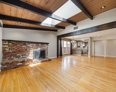 13453 Debby Street - Photo Thumbnail 14