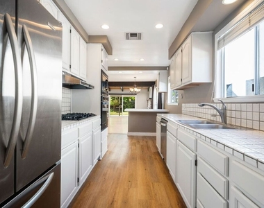 13453 Debby Street - Photo Thumbnail 16