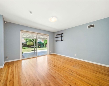 13453 Debby Street - Photo Thumbnail 21