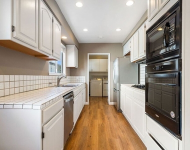13453 Debby Street - Photo Thumbnail 17