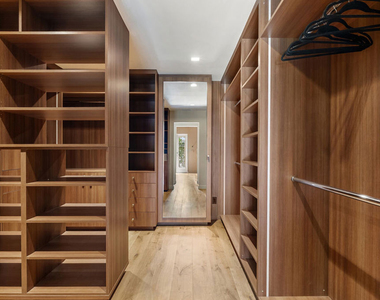 9258 Swallow Drive - Photo Thumbnail 11