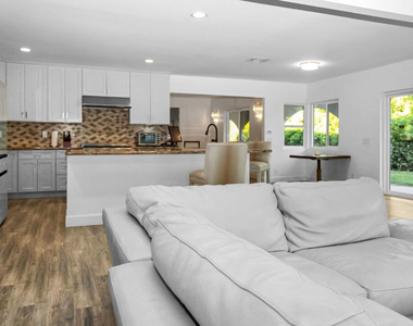 49340 Sunrose Lane - Photo Thumbnail 7