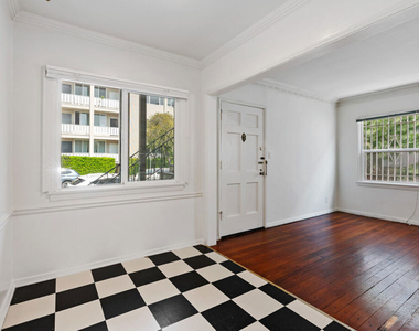 180 N Clark Drive - Photo Thumbnail 8