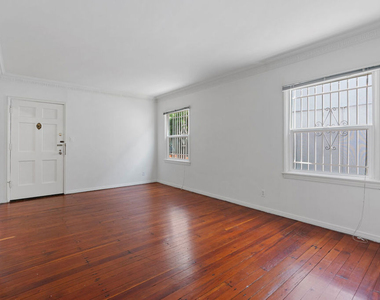 180 N Clark Drive - Photo Thumbnail 2