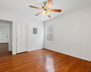 180 N Clark Drive - Photo Thumbnail 10