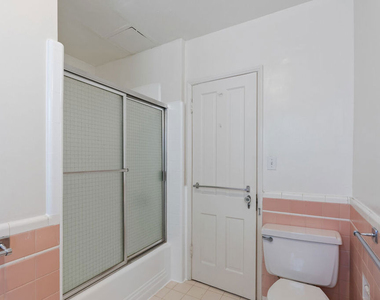 180 N Clark Drive - Photo Thumbnail 15